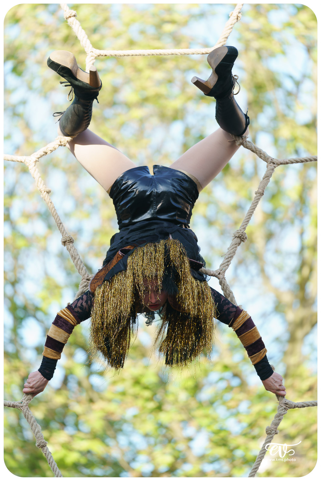 TO BEE QUEEN (CIE LADY COCKTAIL)